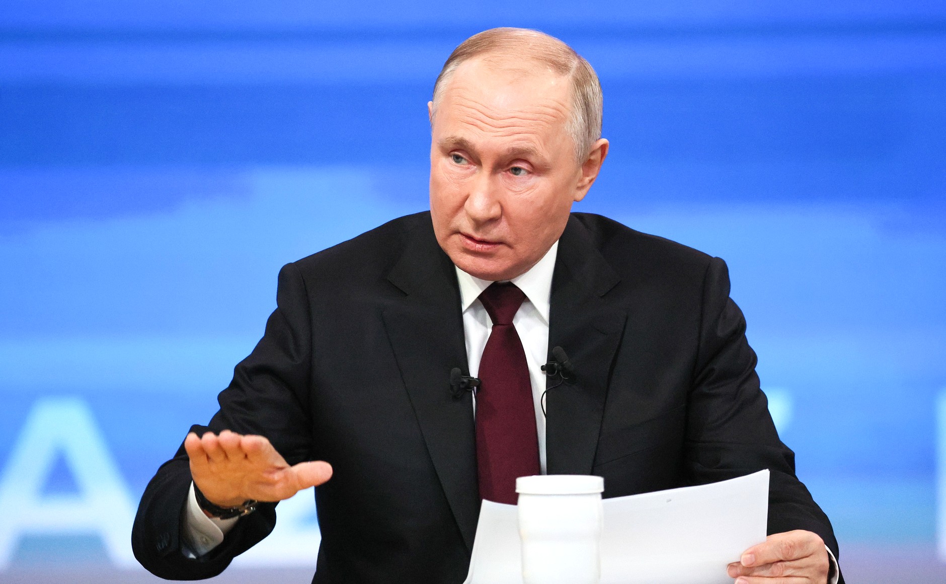 Взгляд изнутри на большую пресс-конференцию Президента России Владимира Путина
